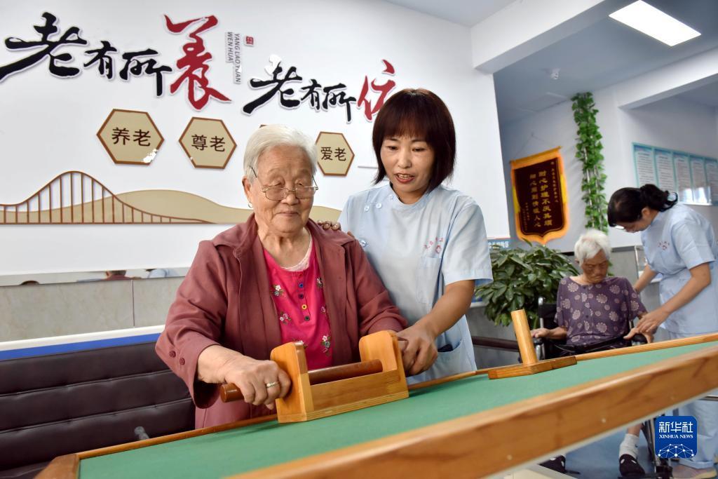 同城游戏五张牌去哪了